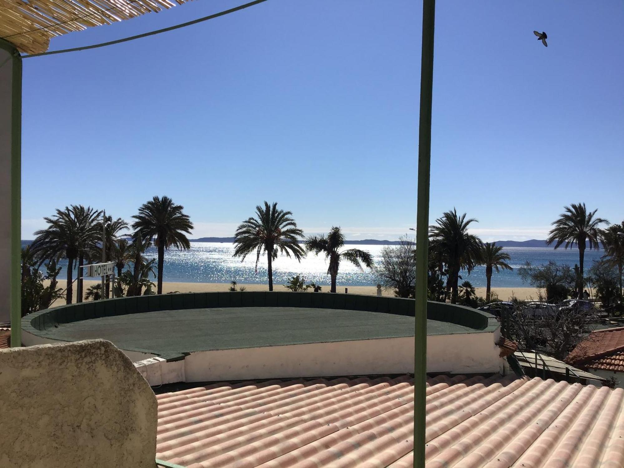 Hotel L'Ilot Fleuri Le Lavandou Exteriér fotografie