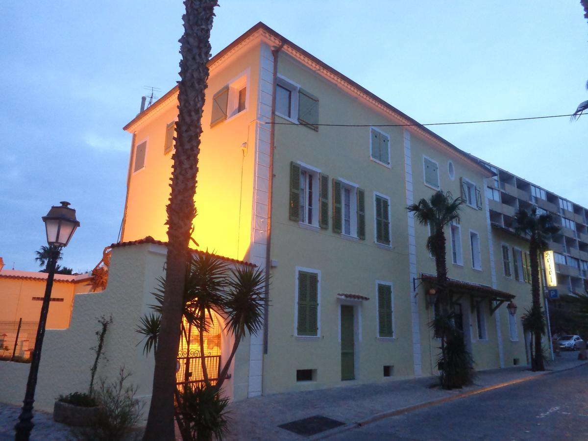 Hotel L'Ilot Fleuri Le Lavandou Exteriér fotografie