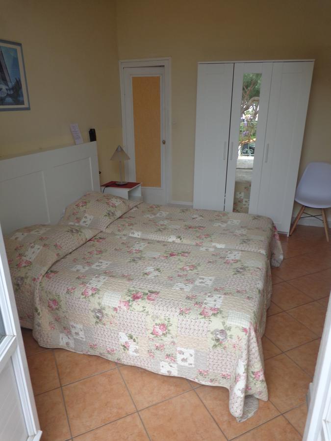 Hotel L'Ilot Fleuri Le Lavandou Exteriér fotografie